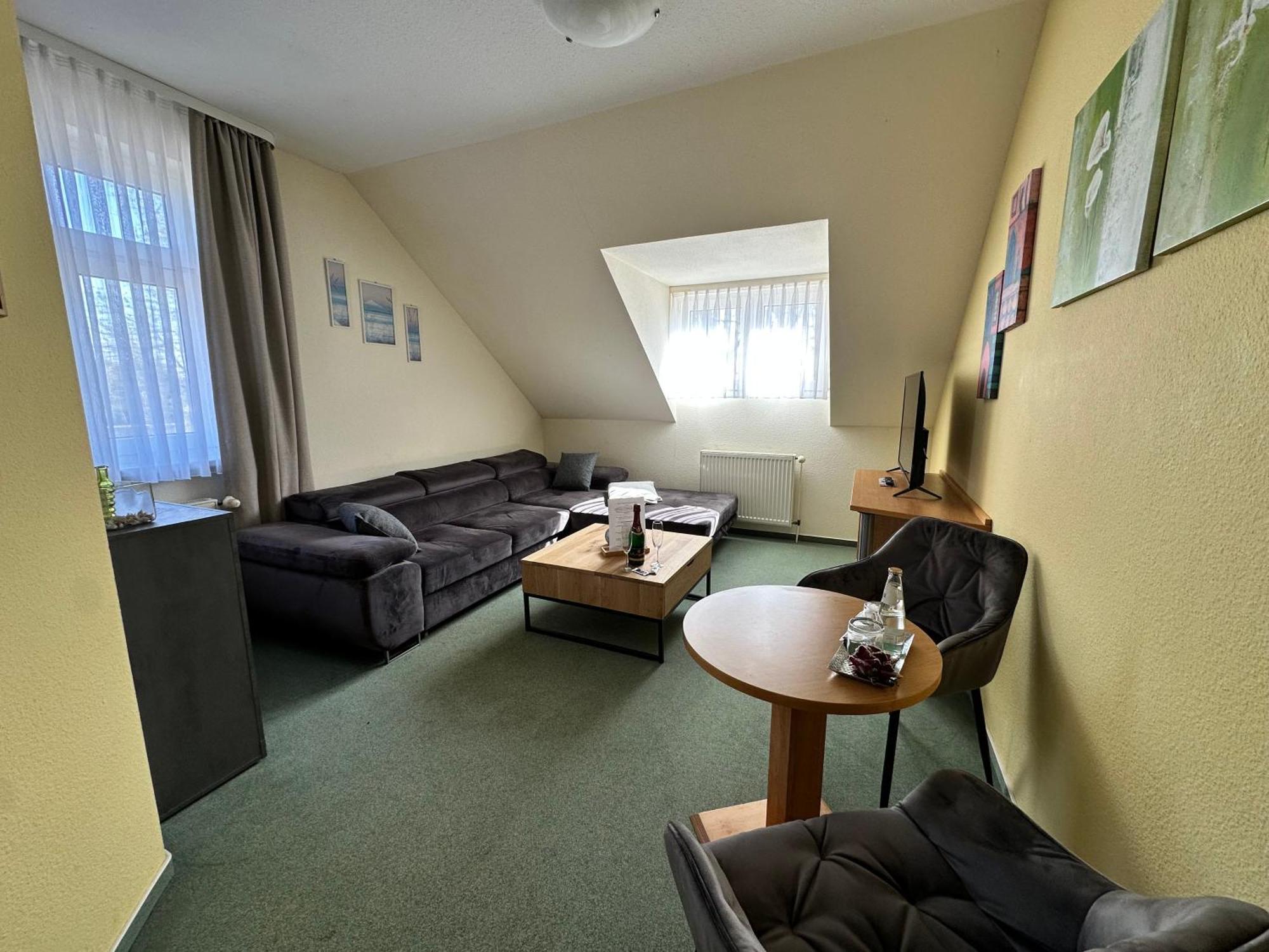 Hotel Peters Canow