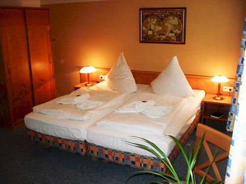 Peters Hotel