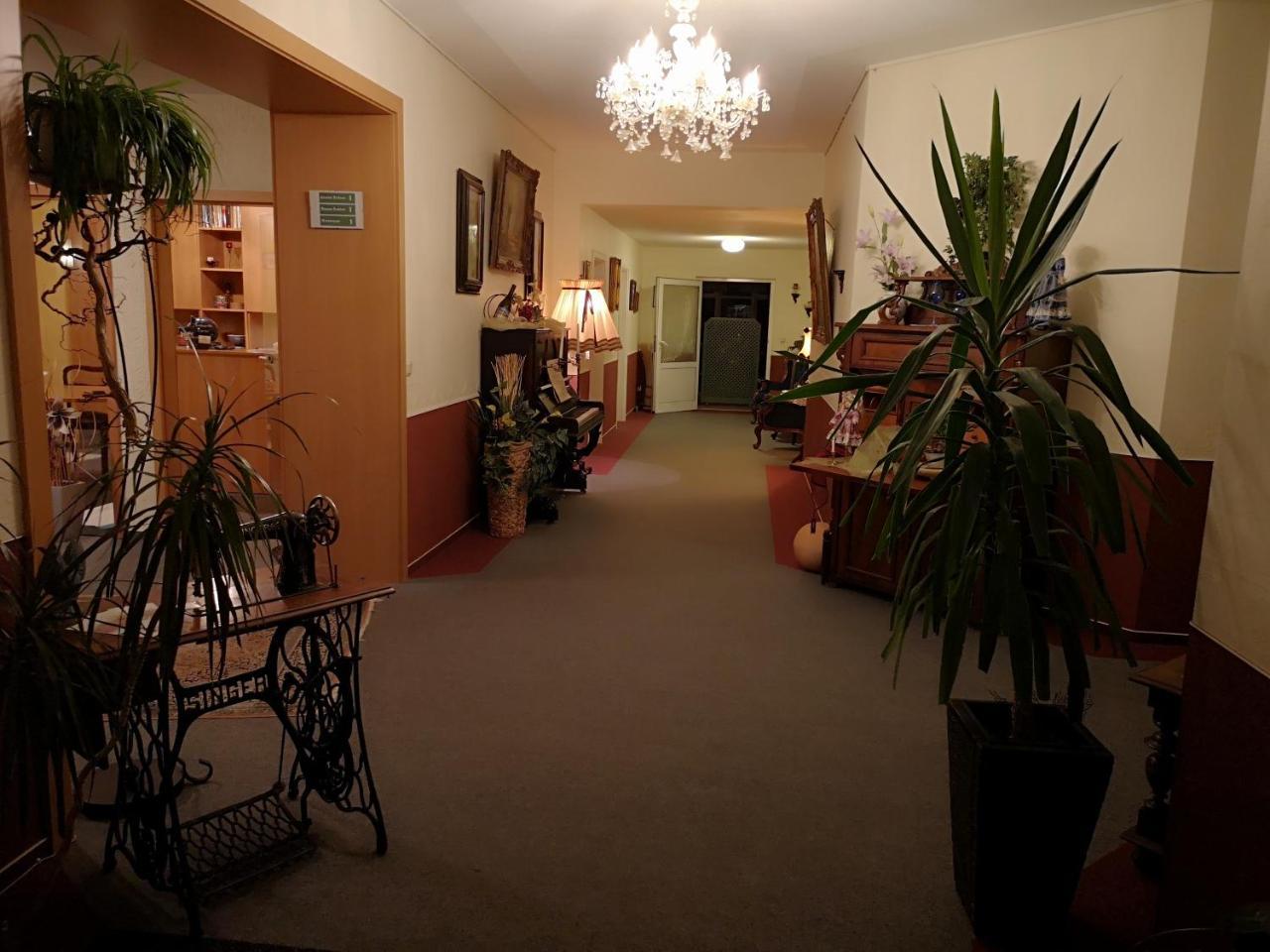 Peters Hotel 3*